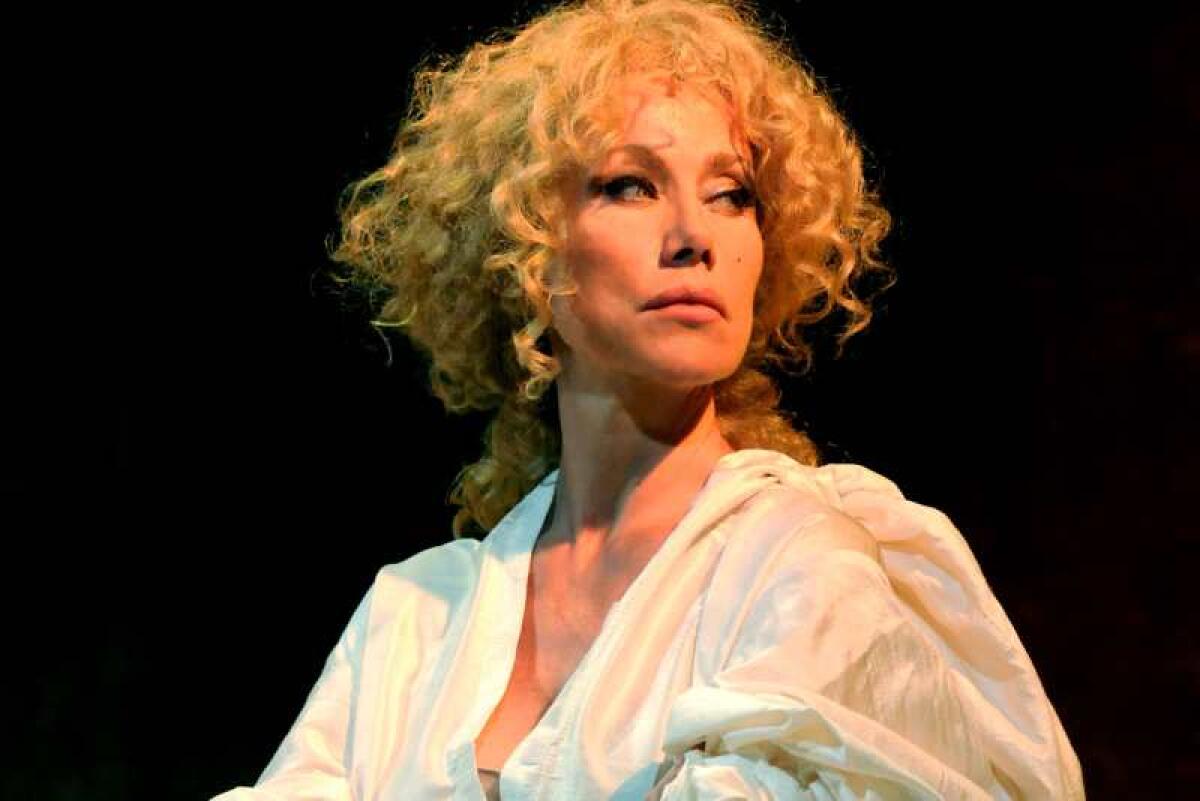 "Foggia a Teatro", in scena al Teatro del Fuoco la "Bisbetica" Nancy Brilli - Nancy Brilli