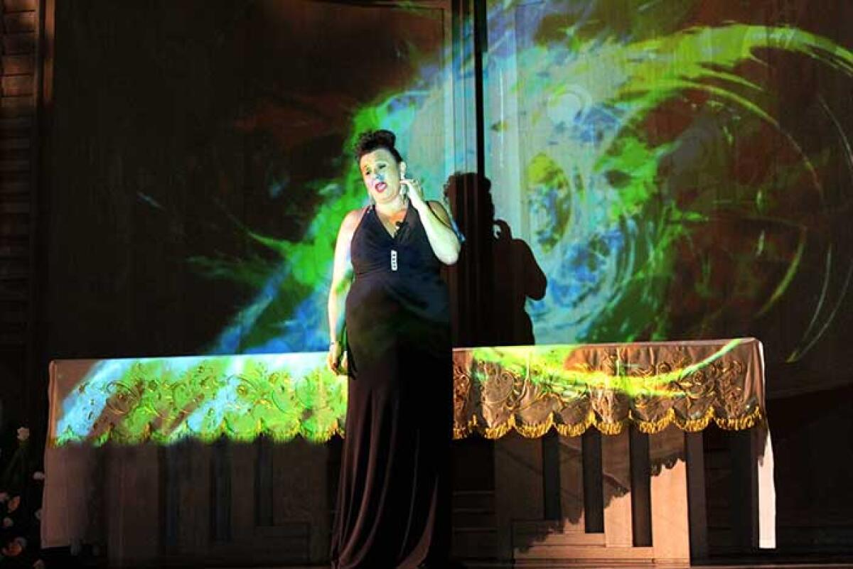 Concerto della Soprano Nadia Divittorio – VideoArt di Miguel Gomez - 