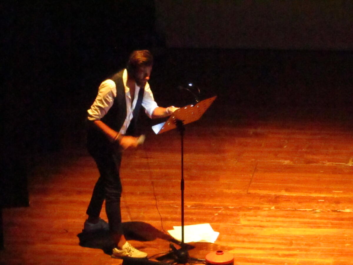 Un gremito Teatro Umberto Giordano accoglie Questioni Meridionali e le sue "Parole Note" - 