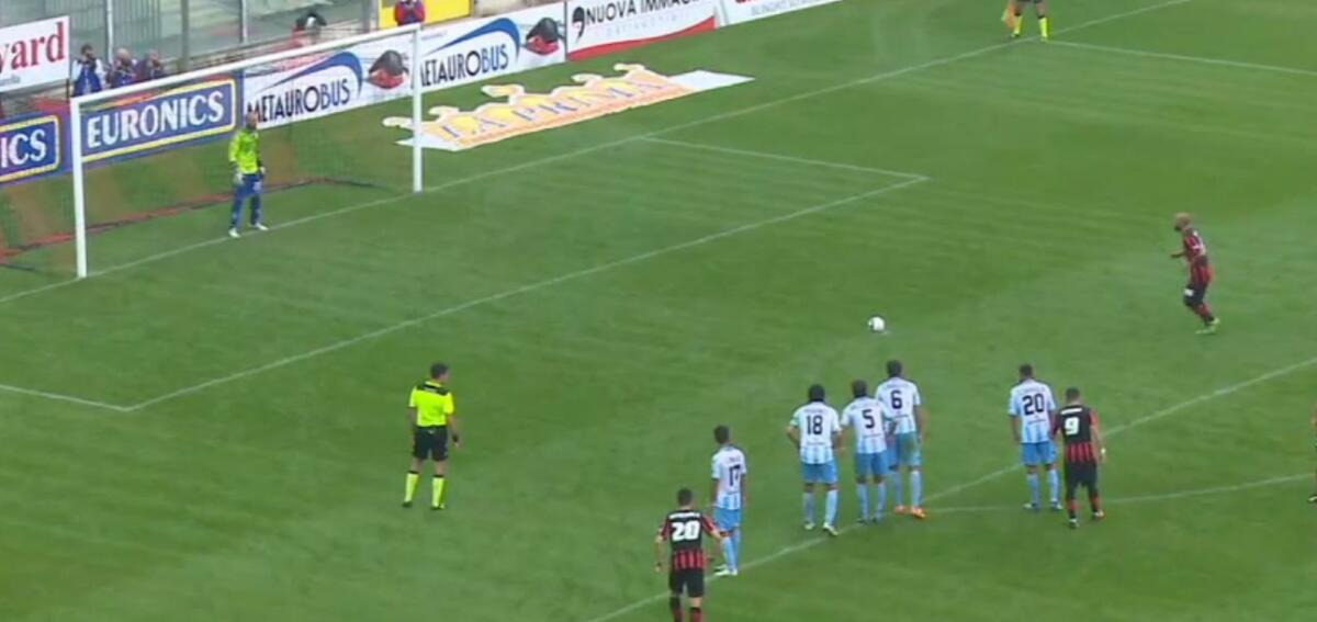 Il Foggia si infrange sul muro dell'Akragas. Soltanto 0-0 allo Zaccheria - 