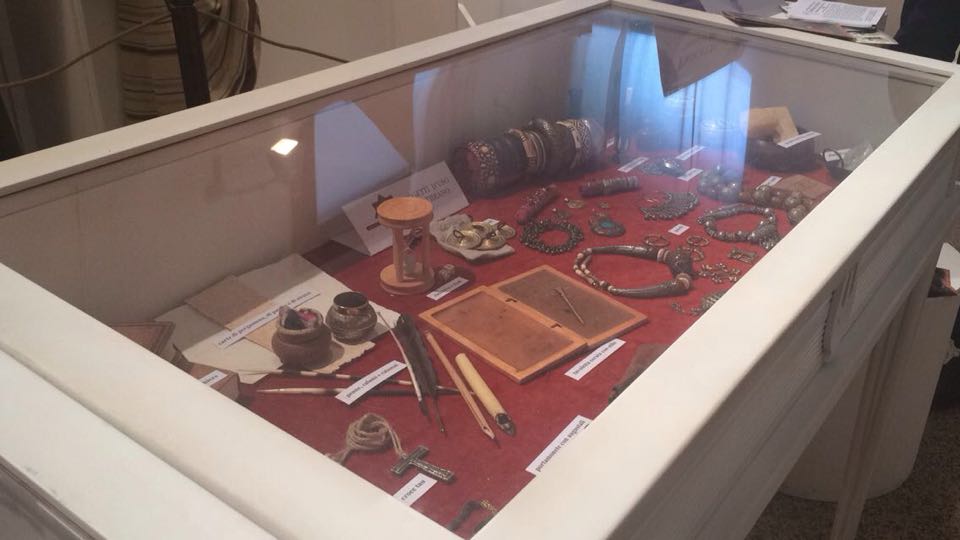 Oggetti di lavoro e di ornamento