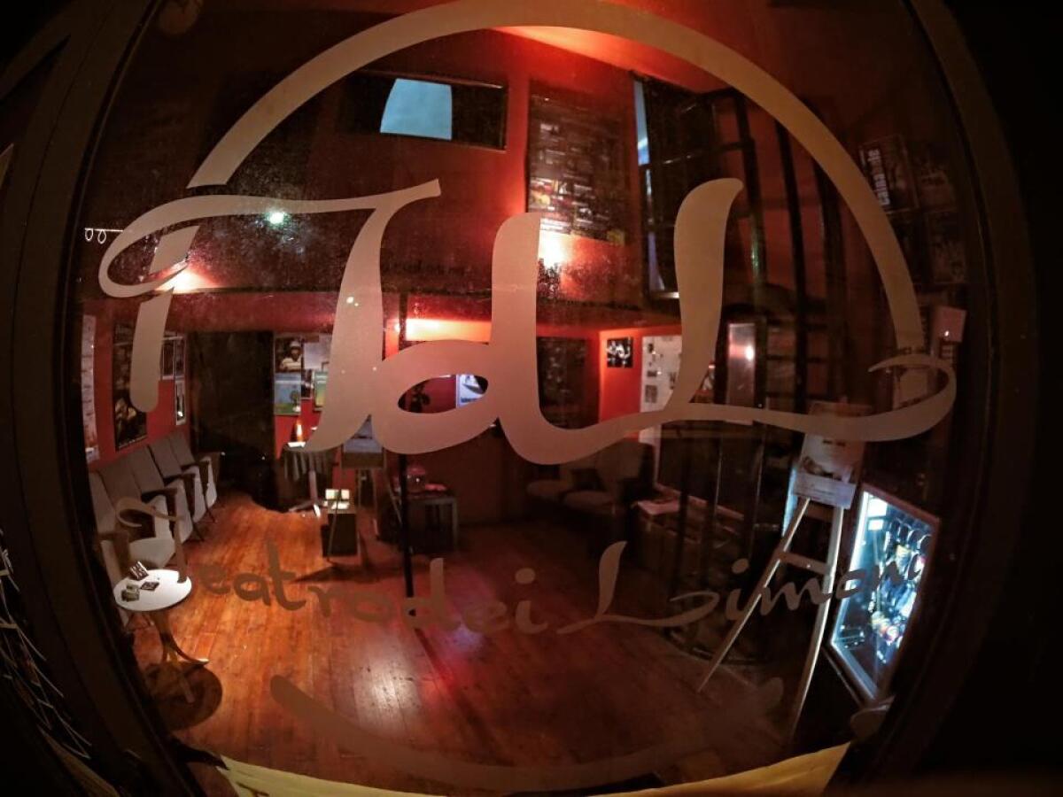 "Hamburgher" in scena al Teatro dei Limoni - 