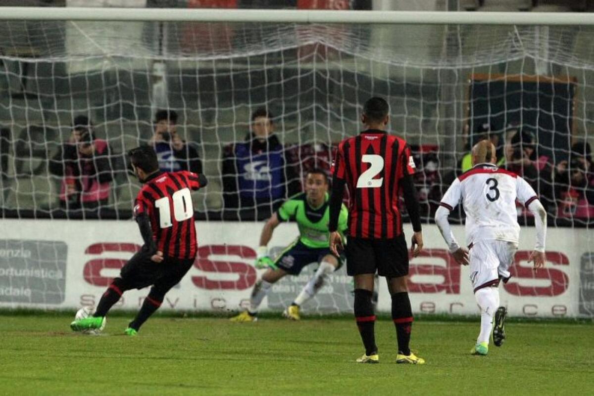 Foggia-Cosenza, le probabili formazioni - Donato Fasano/LapresseFoggia  Lega Pro stagione 2015/2016
Foggia Casertana  30 11 2015
nella foto :  goal sarno