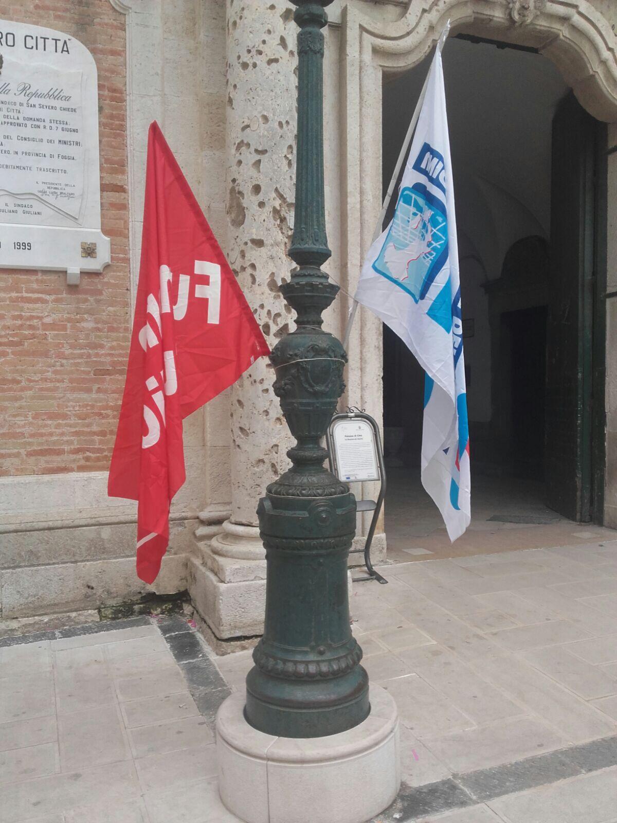San Severo, vertenza rifiuti: ripreso stato di agitazione. Lavoratori di nuovo in Sit-In premanente - 