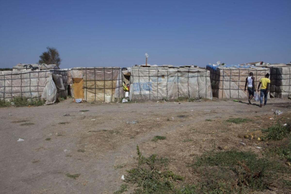 Dal ghetto ad una struttura: cosi cambia la situazione dei migranti - 