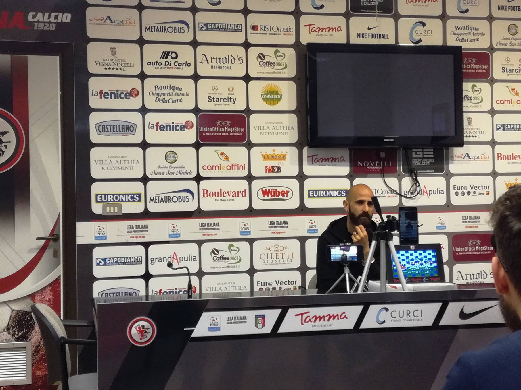 Mazzeo: "Lavoriamo con umiltà con la testa a Catania. Saranno otto finali"