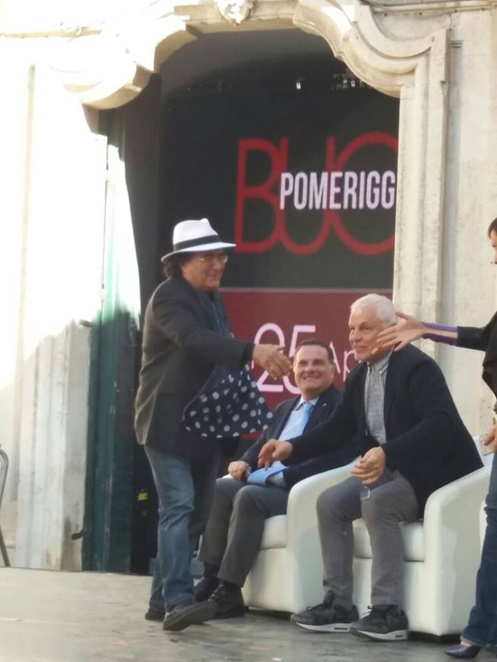 Michele Placido, Albano e tutti gli altri ospiti alla manifestazione “Un 25 aprile per la legalità”.