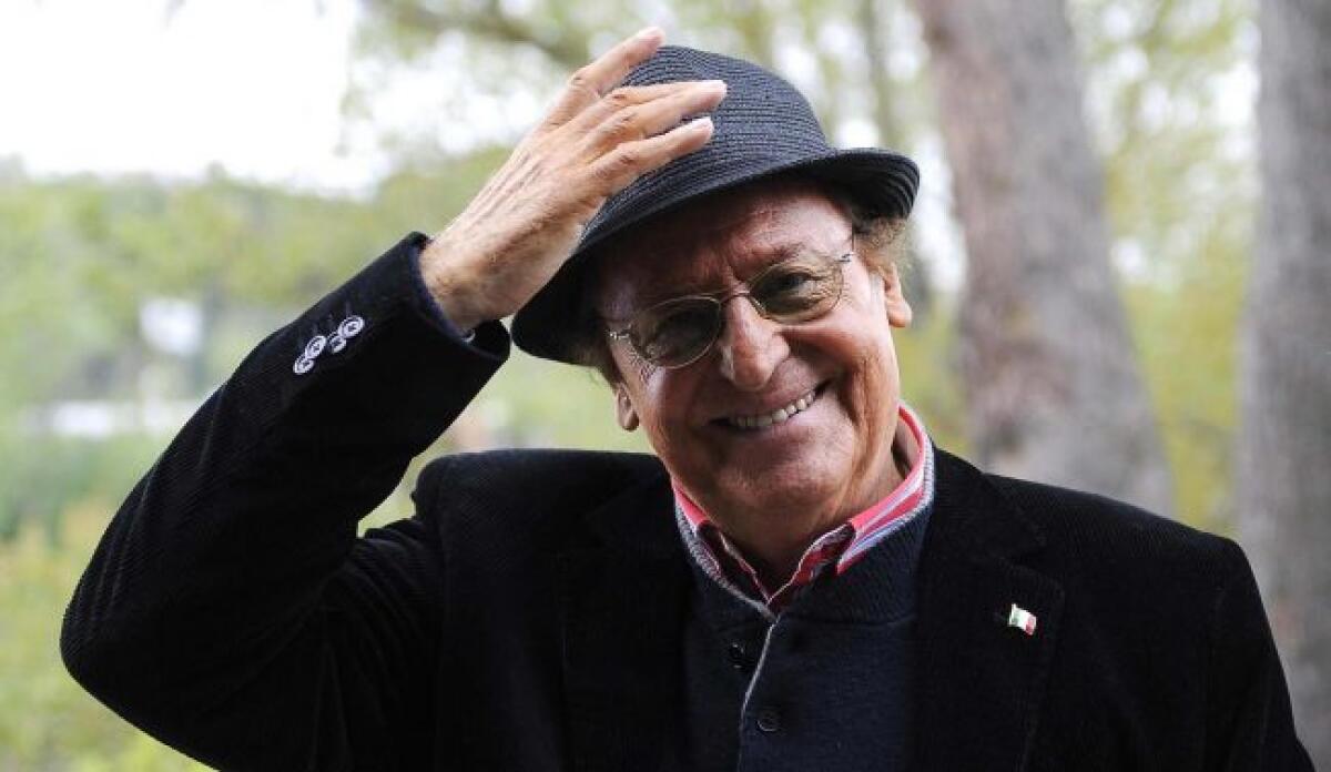 Gli auguri del Sindaco Landella a Renzo Arbore - 