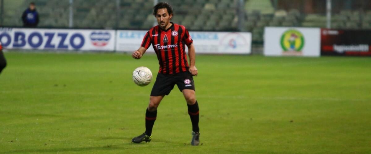 Verso Empoli: la situazione infortunati in casa Foggia - Cristian Agnelli: il capitano del Foggia Calcio in azione