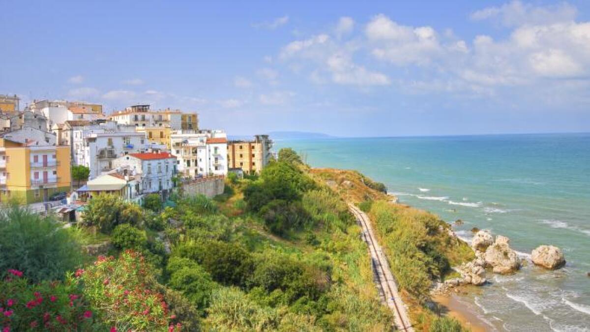 A Vico del Gargano sul "Treno degli Innamorati e della Paposcia" - 