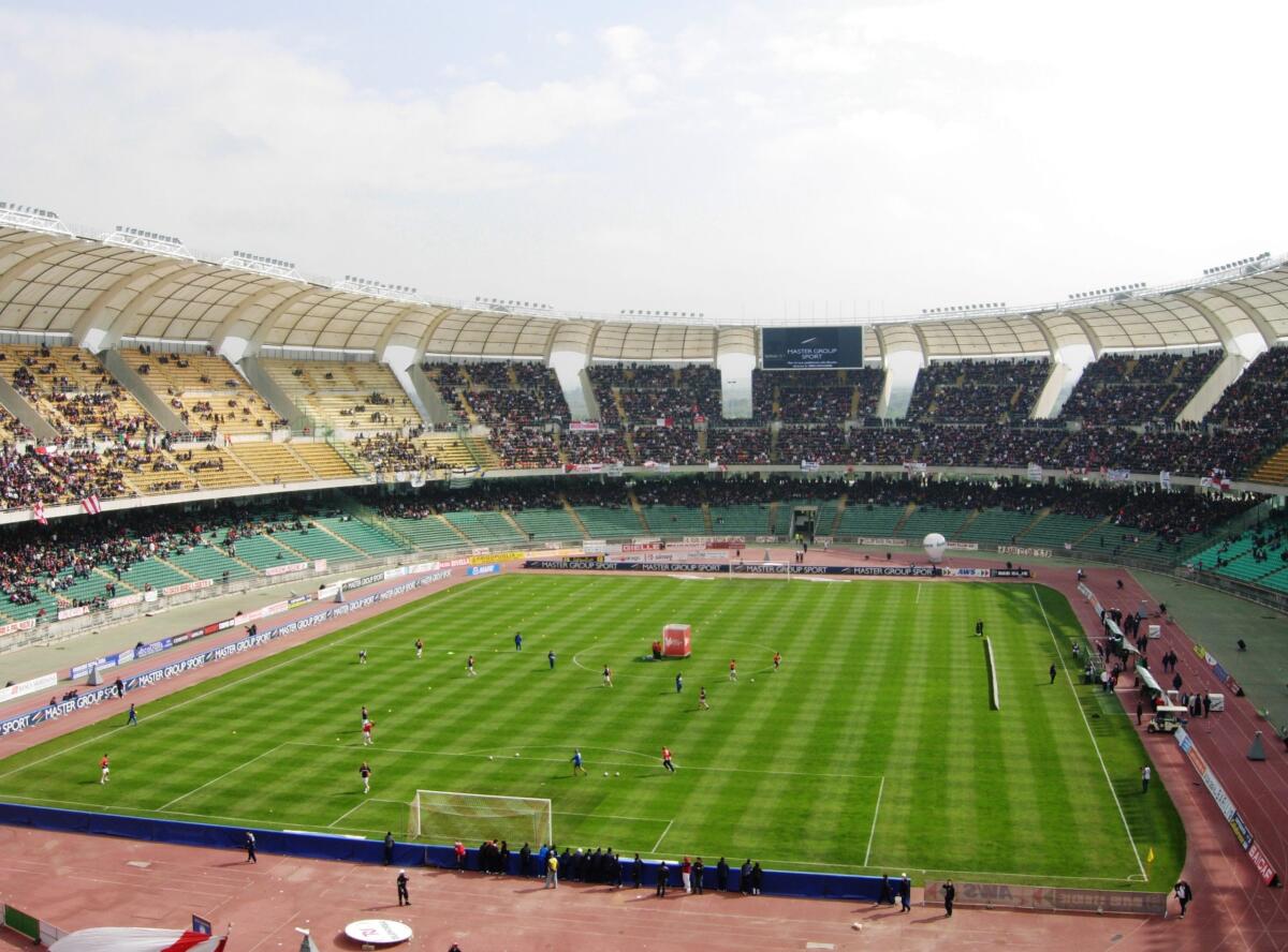 Bari-Foggia: il Questore ci ripensa, 1300 tagliandi per i tifosi rossoneri - 