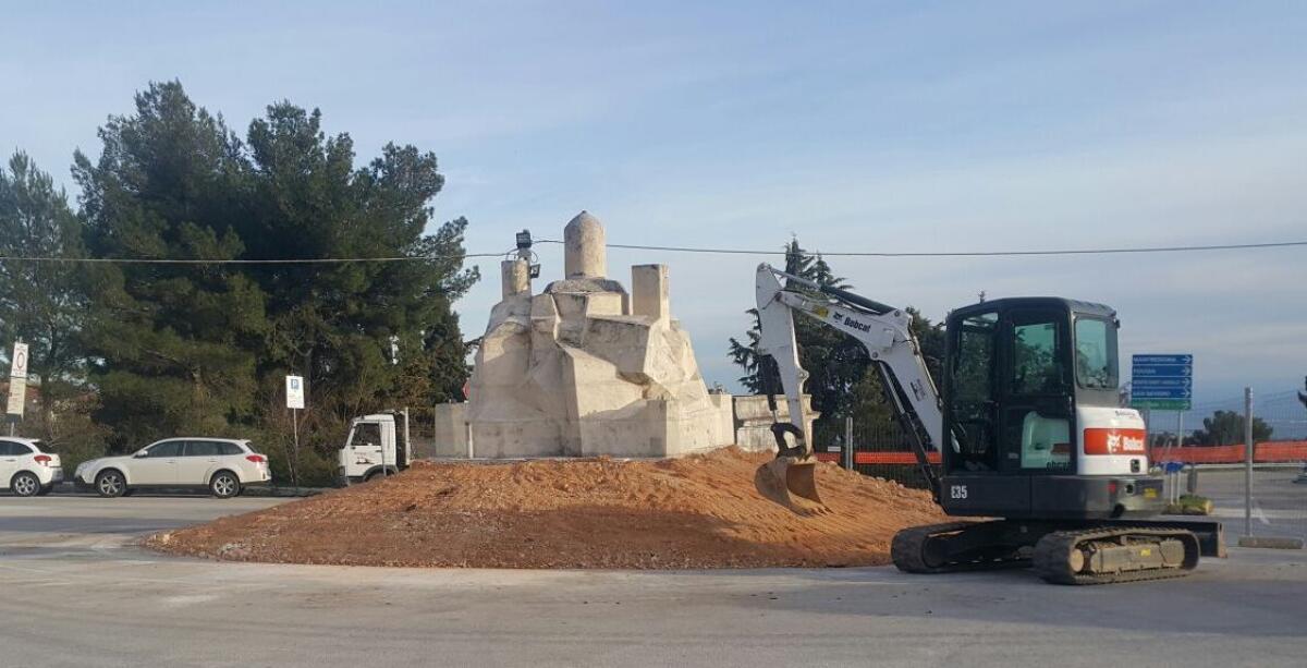 San Giovanni Rotondo, nuova vita alla fontana dell'artista Di Tommaso - 