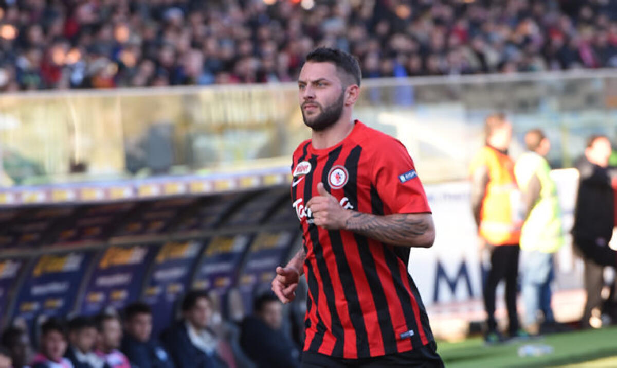 Oliver Kragl ringrazia i satanelli su Instagram - Oliver Kragl