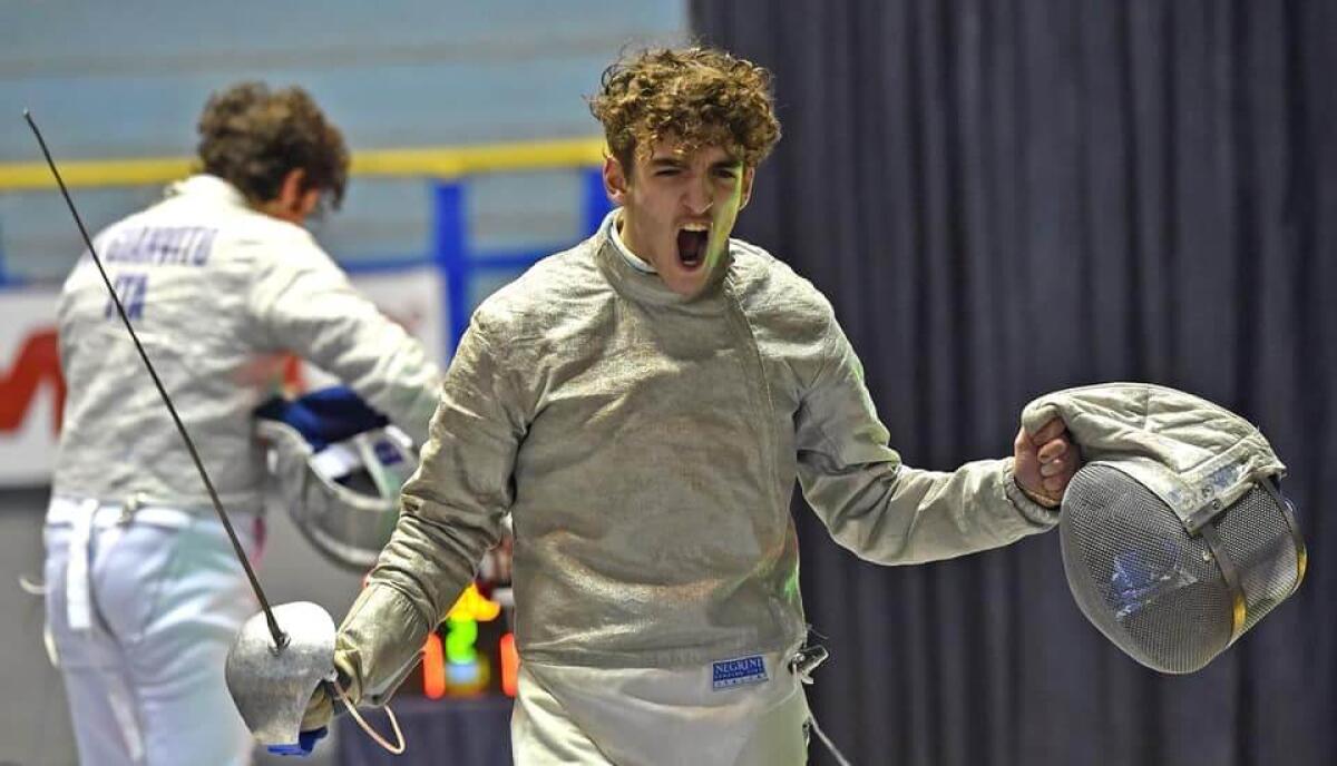 Campionati del Mediterraneo di Scherma: il foggiano Buenza conquista l'argento - 