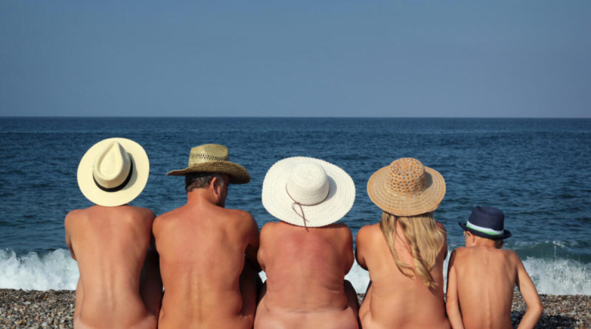 Arriva sul Gargano il Festival Naturista: a luglio sulla nostra costa nudisti da tutta Italia - 