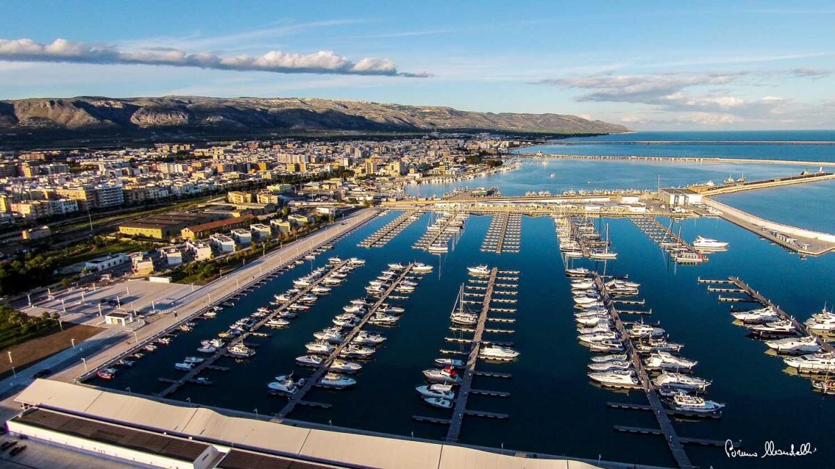 Bandiera Blu al Porto turistico di Manfredonia, presto cambierà nome - 