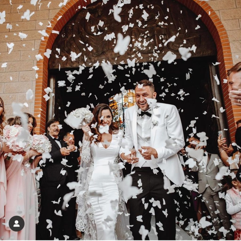 Giovani e bellissimi, le foto del matrimonio tra Kragl e Macari