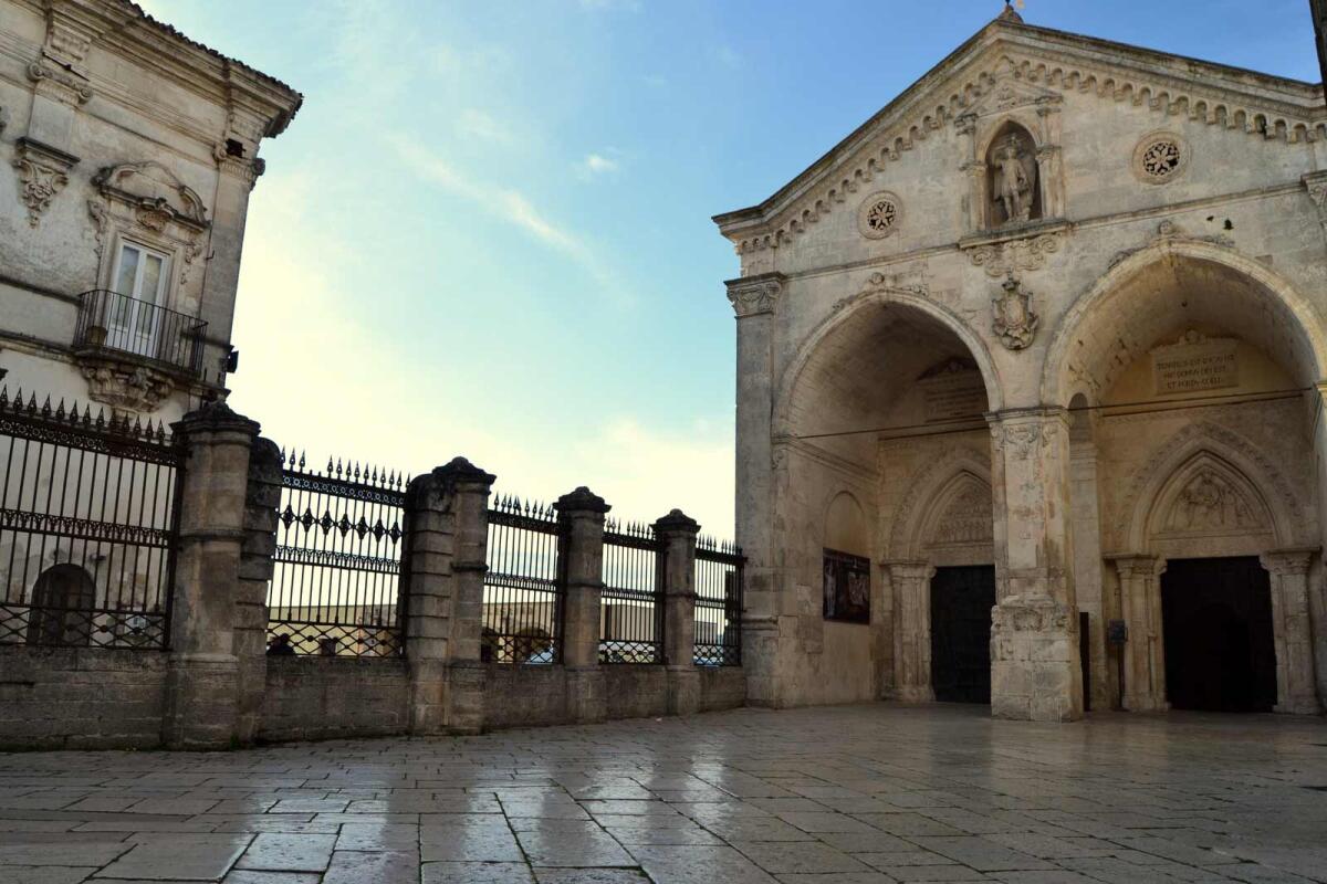 Le vie di San Michele sono infinite ed una passa per il Gargano - 