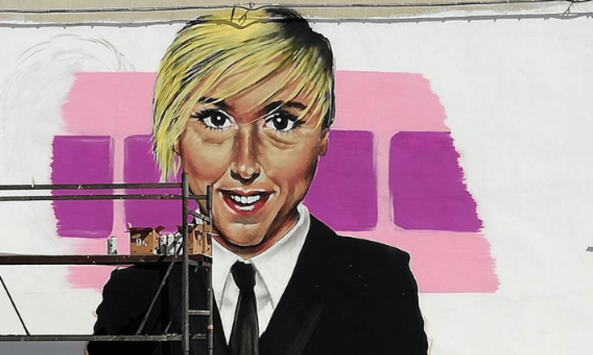 A Taranto un murales per ricordare Nadia Toffa - 