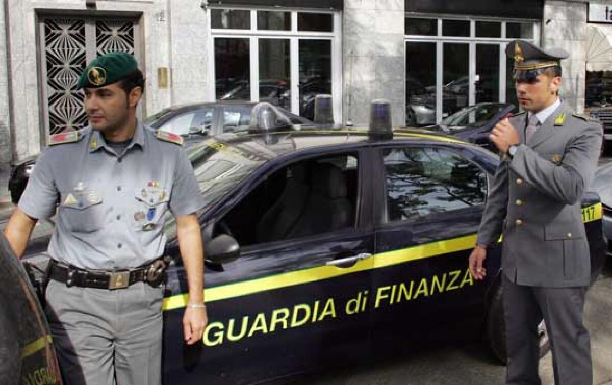 Operazione 'Orient Express': sequestri per quasi un milione di euro, 5 soggetti nei guai - 