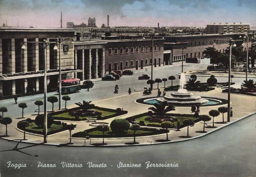 Foggia tanto tempo fa: viaggio tra le cartoline di una volta