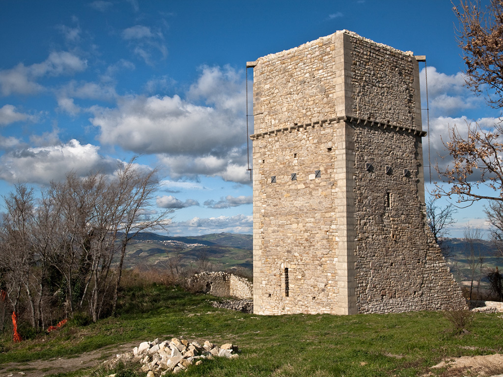 Torre Quadra nel vallo di Casalnuovo Monterotaro - Ph. Credit: Borghi d'Italia