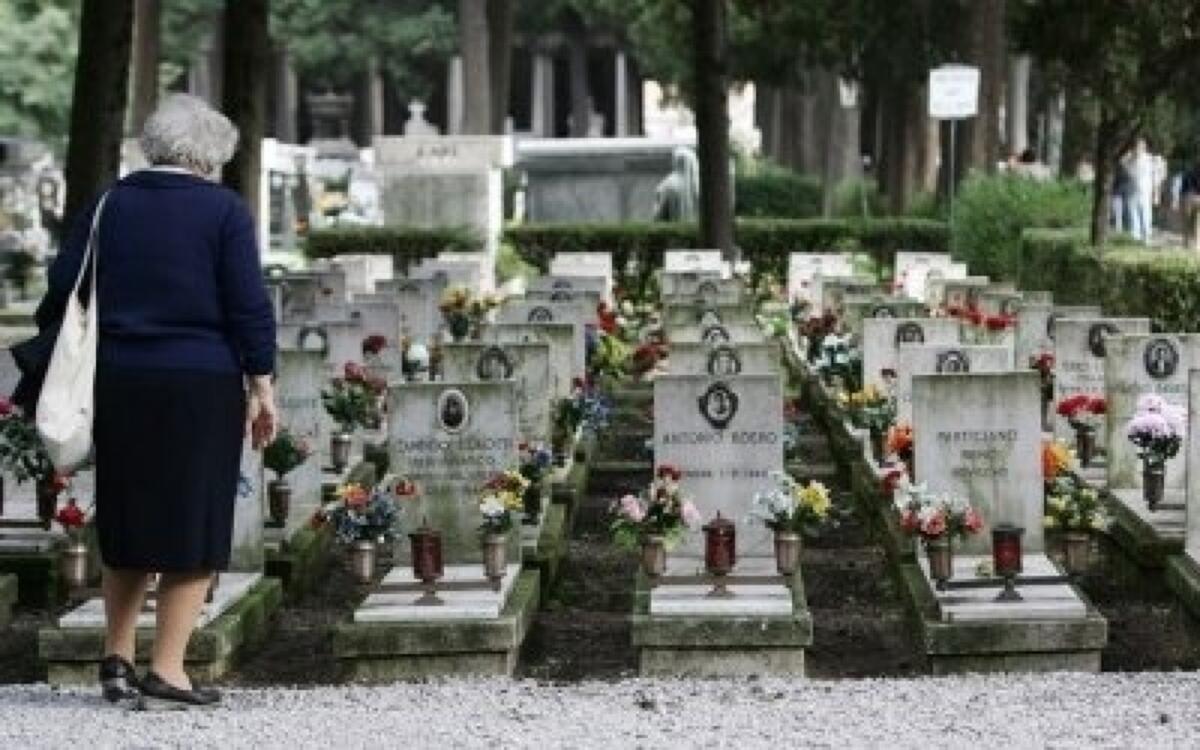 Foggia, interdittiva antimafia a società che gestisce servizi cimiteriali - 