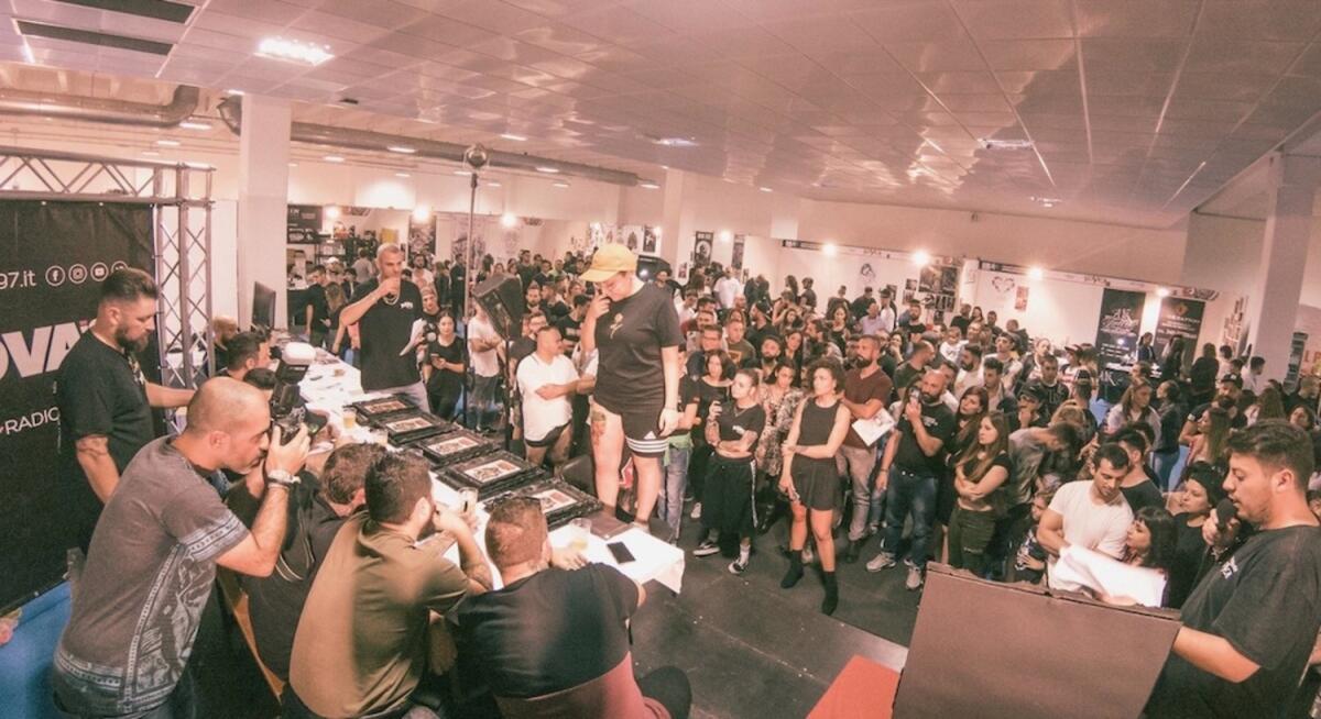 Parte la 41esima edizione della Fiera dell'Ottobre Dauno tra tatuaggi, artigianato e numismatica - 