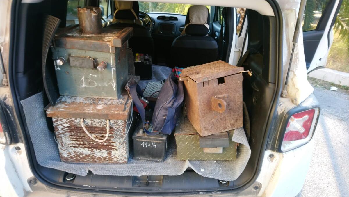 Puglia, decine di richiami illegali tolti ai bracconieri: nel Foggiano la situazione è grave - 