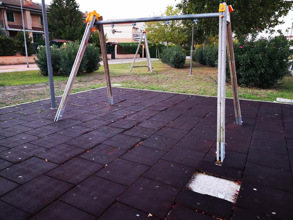 Foggia, il degrado di Rione Biccari: in mano alle baby gang