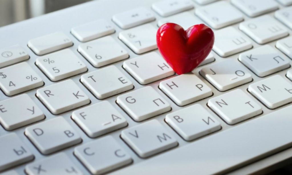 Anche in Capitanata l'amore sboccia online: ecco le app più utilizzate