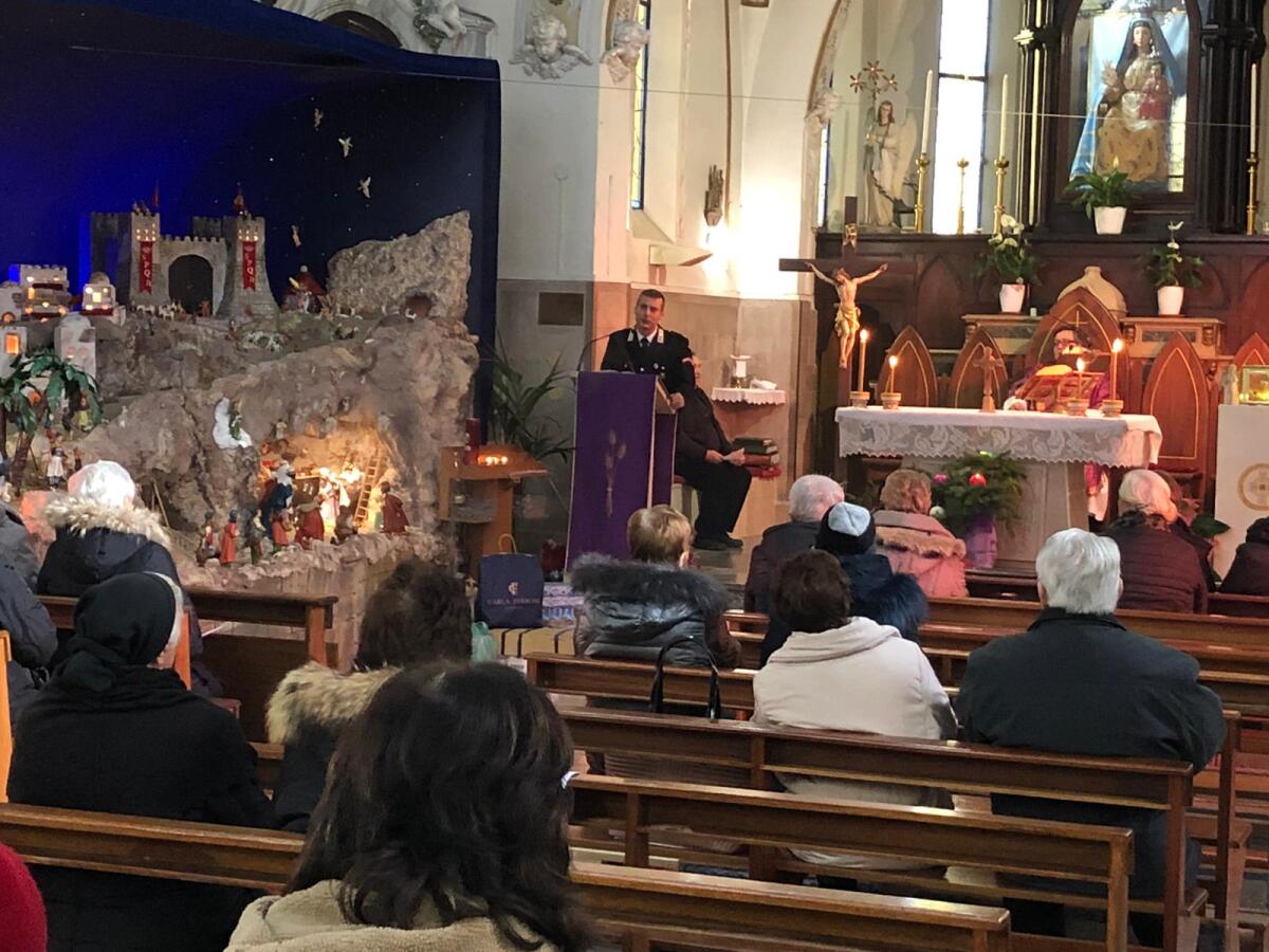 Carabinieri in chiesa per mettere in guardia gli anziani e prevenire le truffe - 
