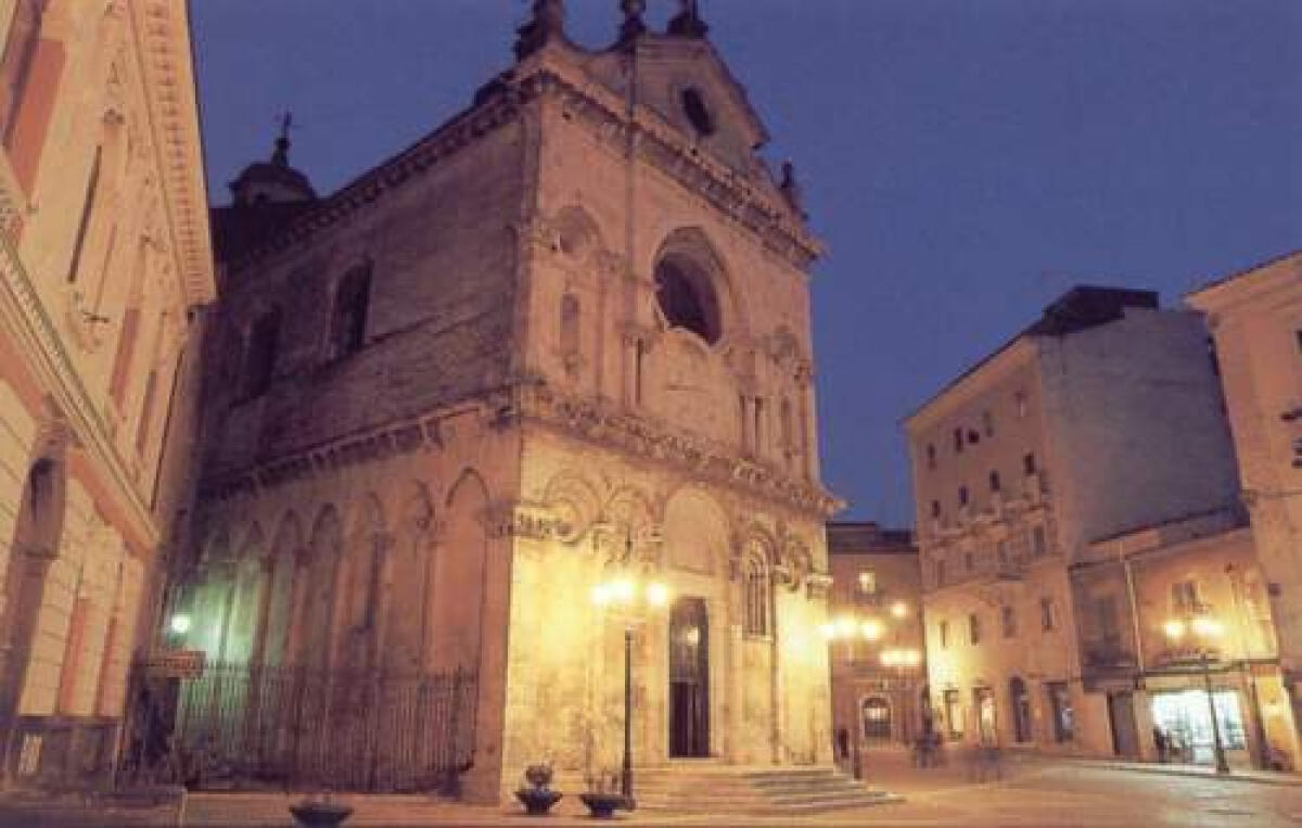 Parte il restauro del prezioso quadro "La Pietà" custodito nella Cattedrale di Foggia - 