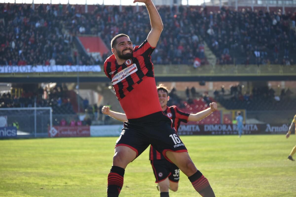 RISULTATO FINALE- Foggia-Cerignola 2-1. Gerbaudo fa esplodere lo Zac - 