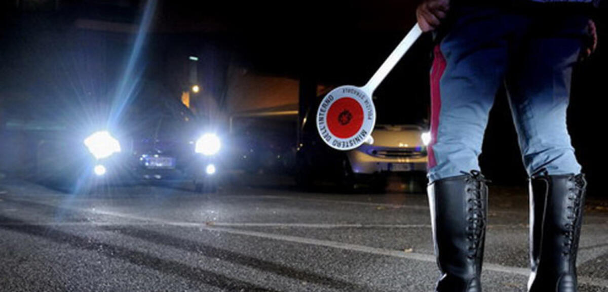 Controlli a Foggia: pizzicati tre ventenni in possesso di sostanze stupefacenti - 