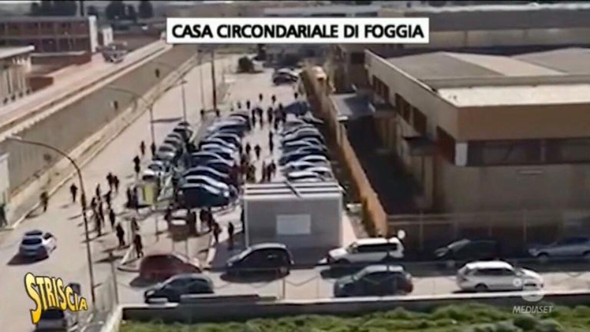 I problemi della polizia penitenziaria di Foggia finiscono a Striscia la Notizia - 