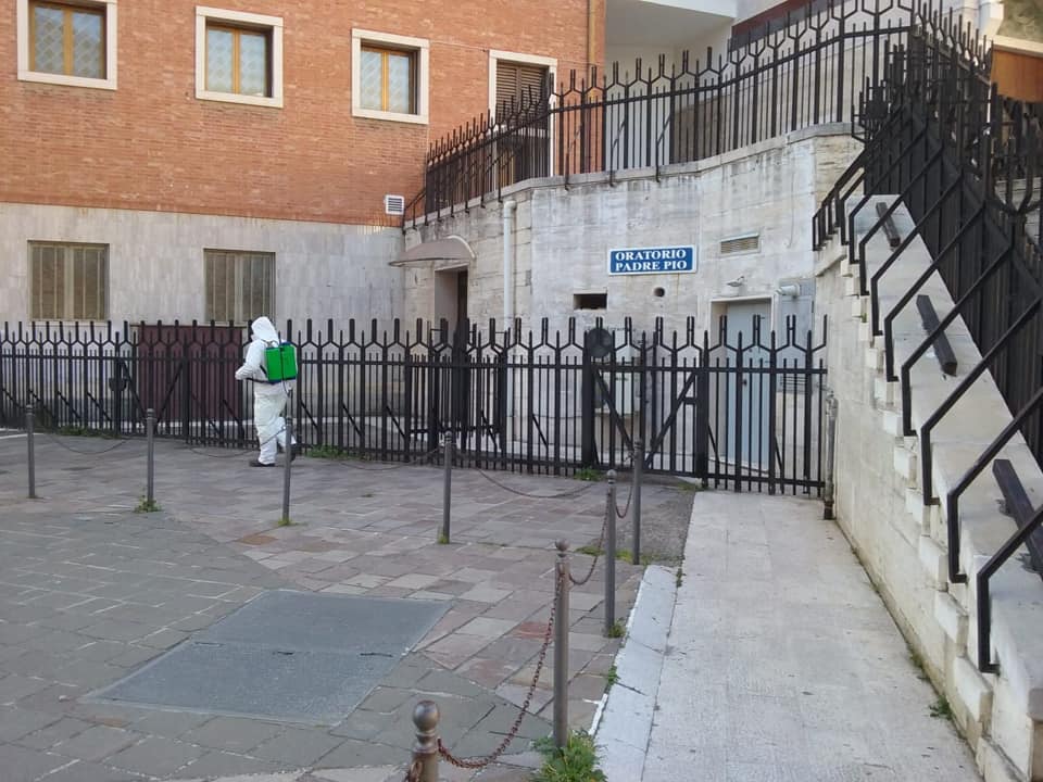 Foggia, interventi di sanificazione straordinaria diurni e notturni