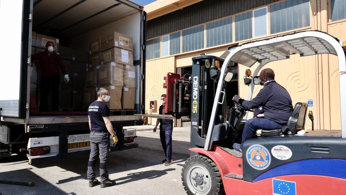 Otto tonnellate di materiale sanitario: la donazione da parte del patriarca di Mosca - 