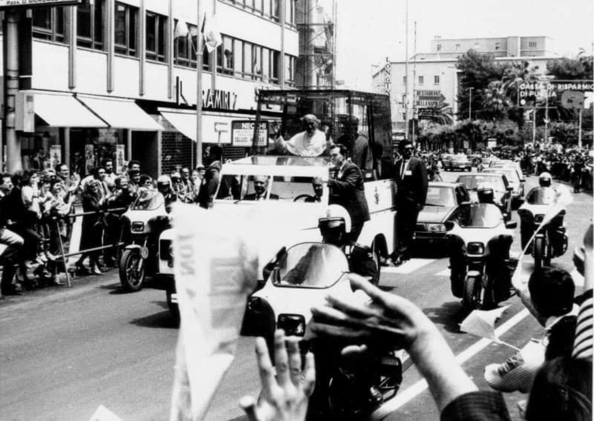 L'indimenticabile visita di Papa Wojtyla  in Capitanata: un tour durato tre giorni - 