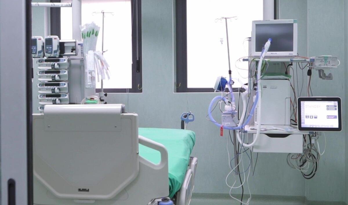 Coronavirus, cala il numero di pazienti ricoverati in terapia intensiva - 