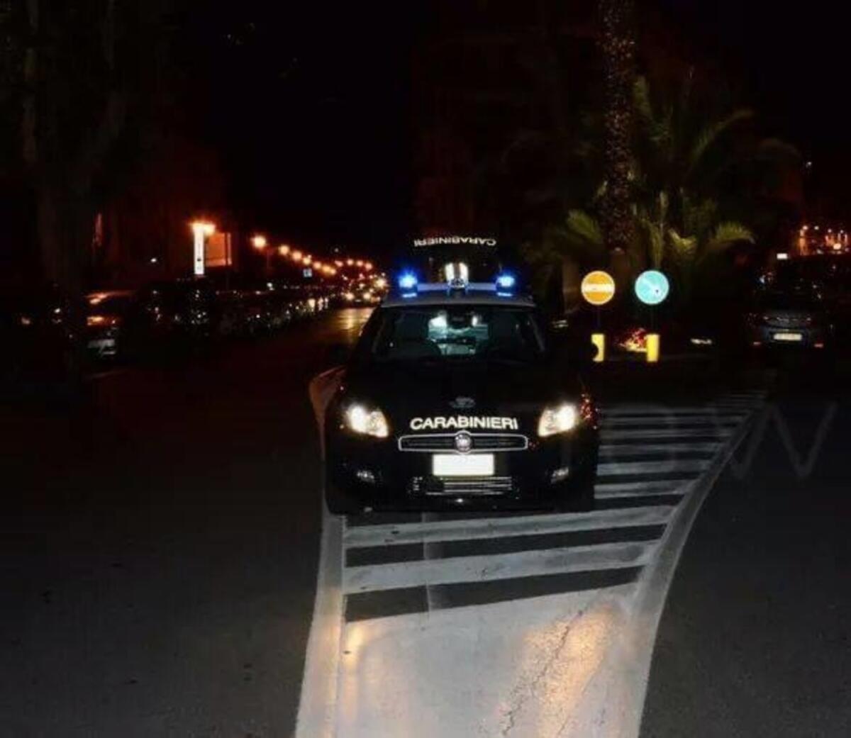 Manfredonia, violenta rissa sul lungomare: due arresti e una denuncia - 