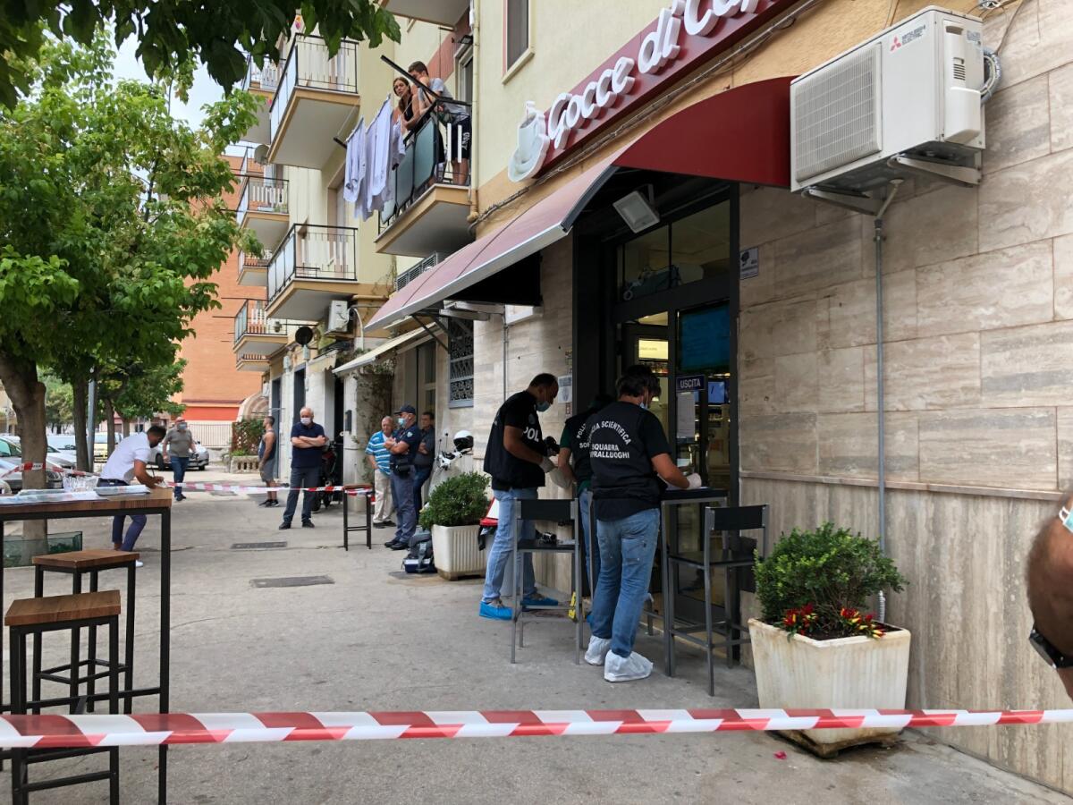 Foggia, paura per Francesco: gravi le condizioni del giovane titolare di "Gocce di Caffè" aggredito ieri - Crediti Foto: Franco Cautillo