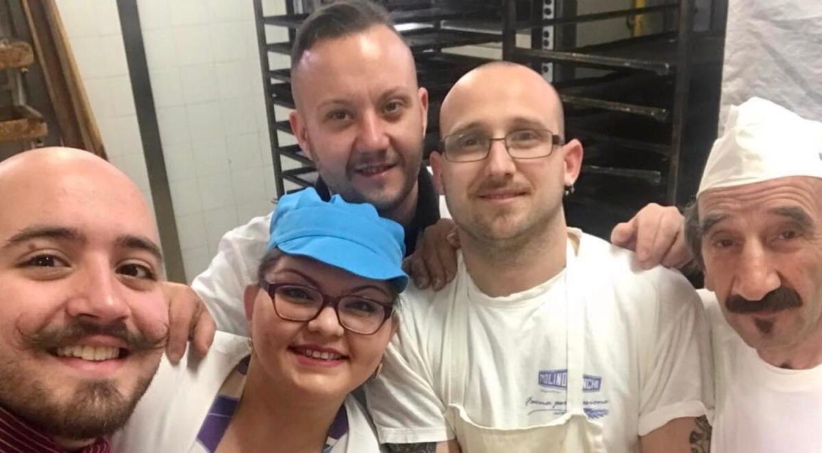 "I tuoi ragazzi ti stanno aspettando", riapre Briciole di Pane: Foggia unita per Francesco - 