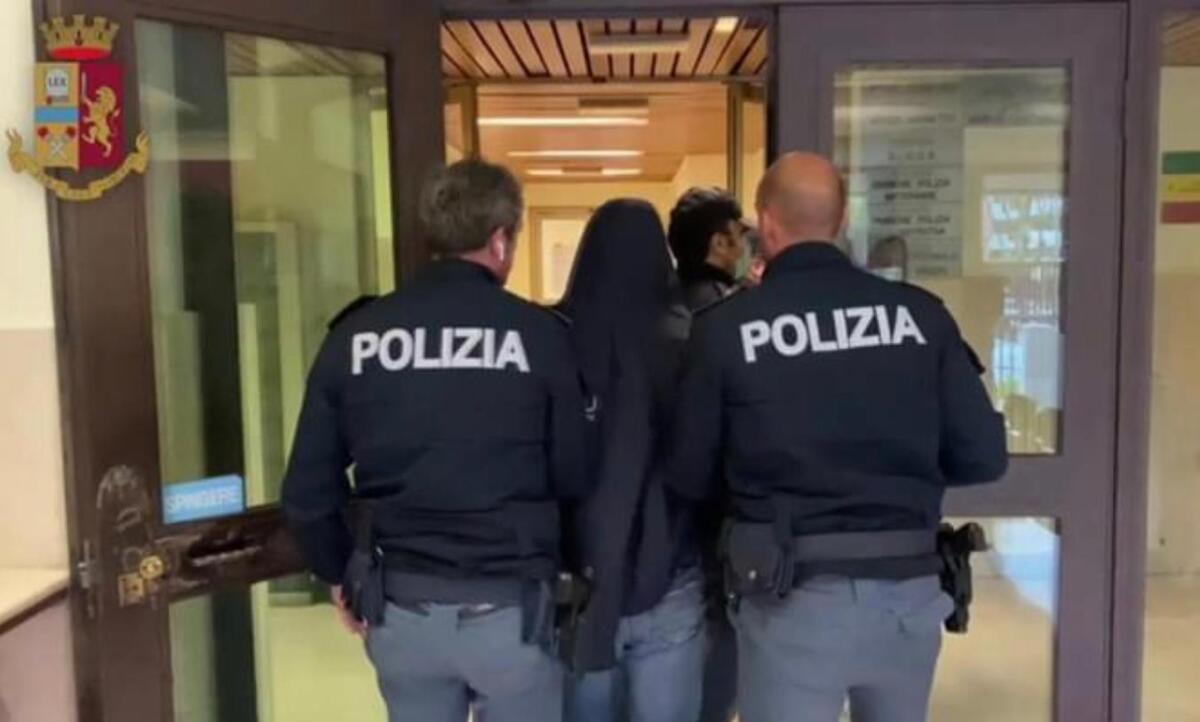 Ai domiciliari ospitava pregiudicati, arrestato (nuovamente) il fiancheggiatore dei latitanti mafiosi - 