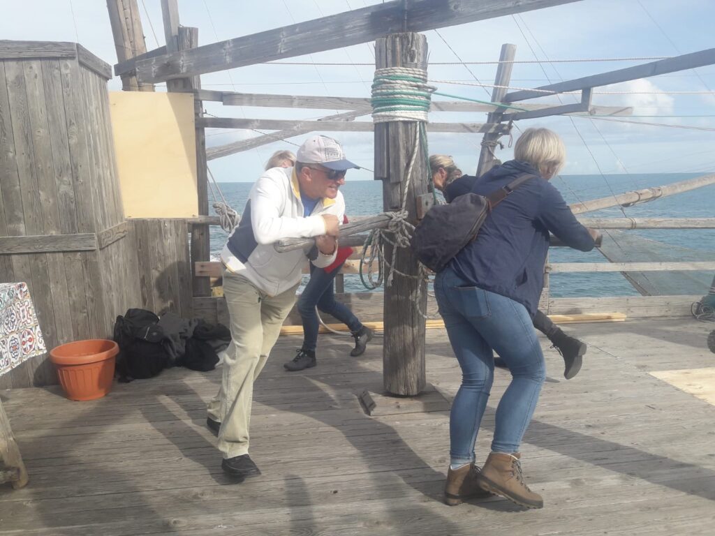 Innamorata del Gargano lascia tutto per mostrarlo ai turisti olandesi: l'avventura di Marilù