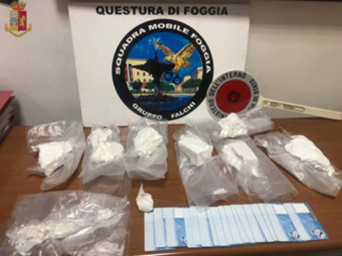 Foggia, nascondeva in casa quasi un chilo di cocaina: arrestato 48enne foggiano - 