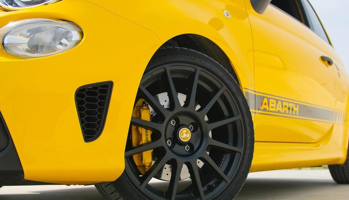 Foggia, ruba un'auto e sfreccia a tutta velocità sullla tangenziale: denunciato 29enne - 
