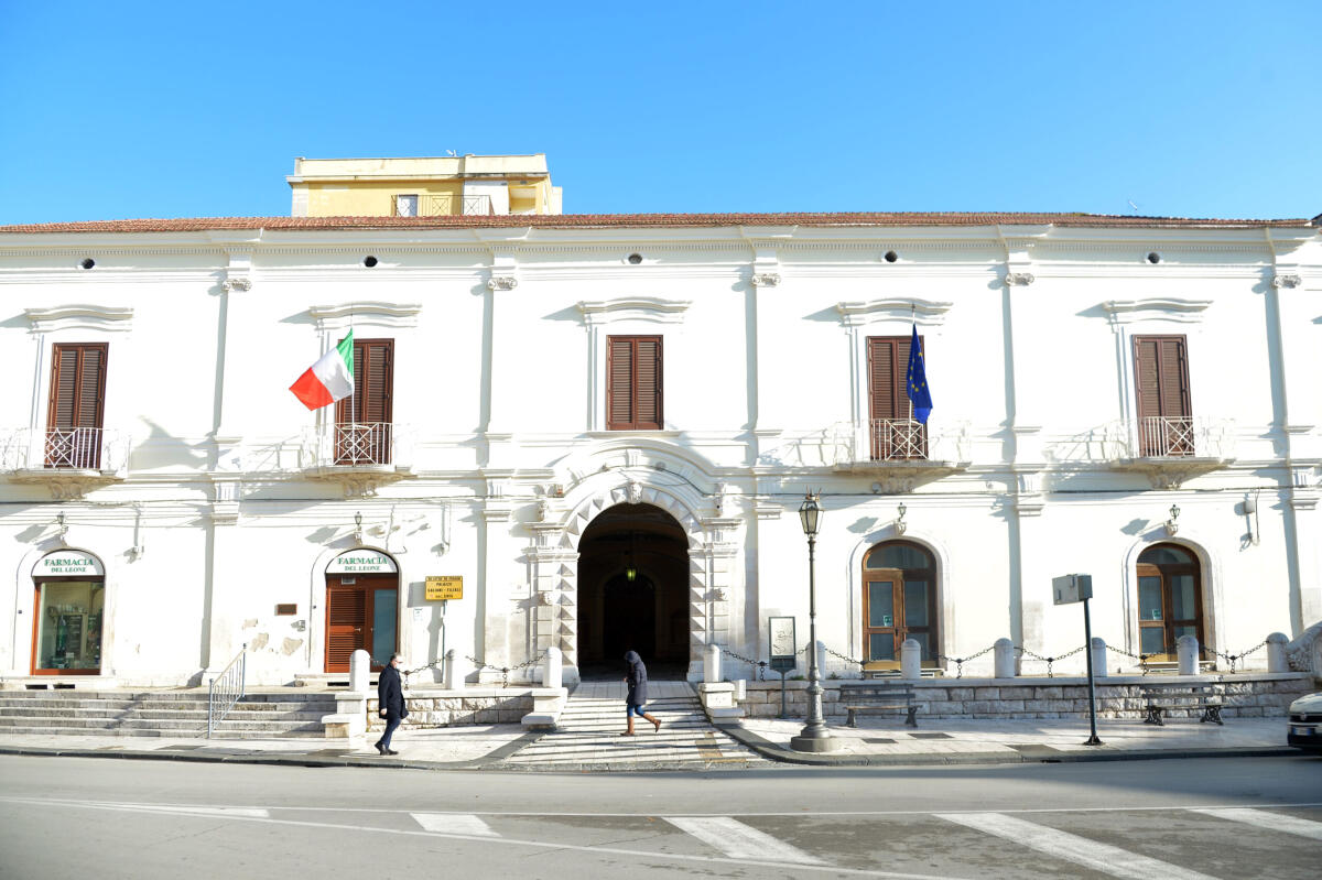 A Foggia un'interessante mostra d'arte: "800 anni dall’avvento di Federico II di Svevia a Foggia" - 