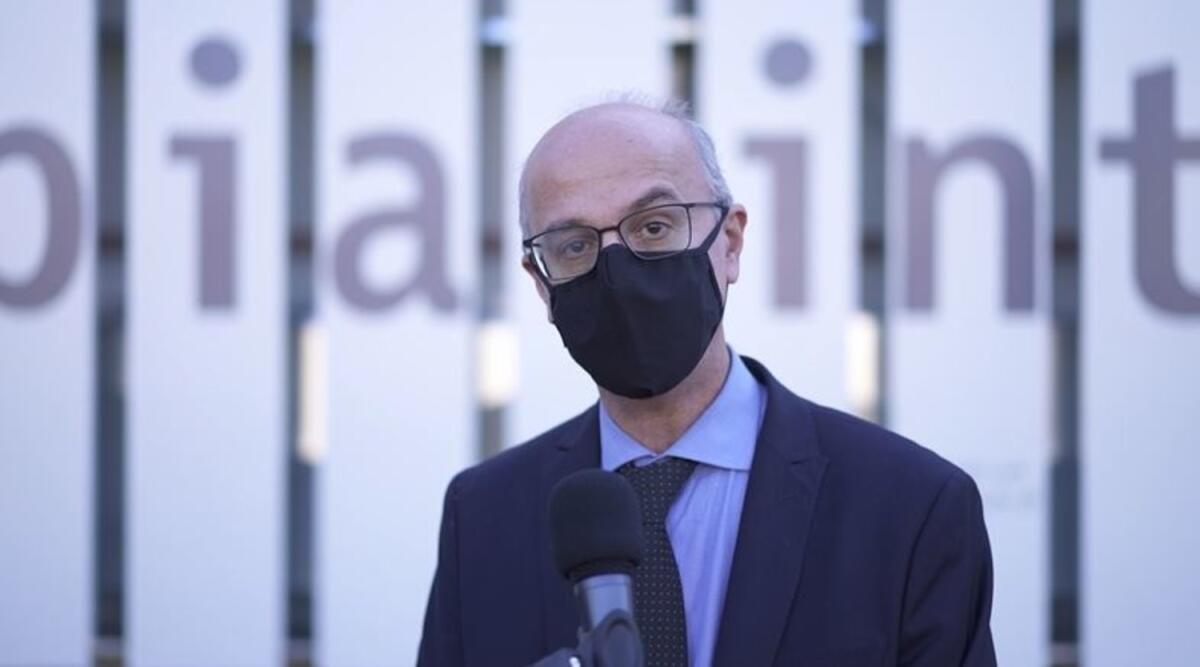 Vaccino anti Covid, Lopalco: "Medici e operatori sanitari hanno l'obbligo di dare l'esempio" - 