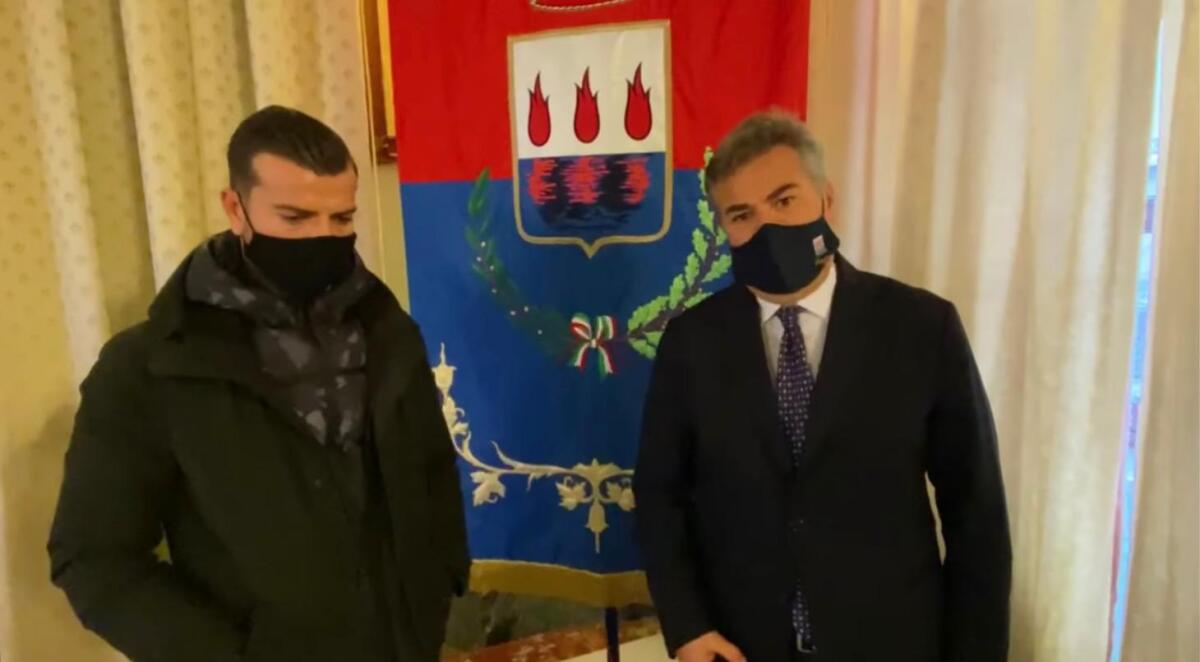 "Un atto di violenza che macchia l'immagine di Foggia": Landella vicino a Gentile e alla sua famiglia - 